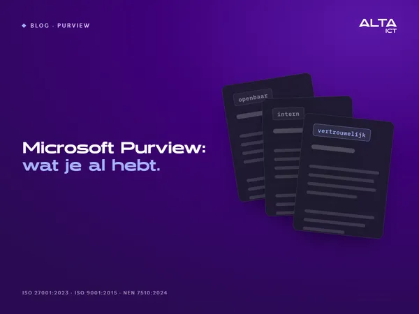 Microsoft Purview in gewone taal: wat je in Business Premium al hebt Hero bij Microsoft Purview in gewone taal: drie documentkaarten in een waaier met de etiketten openbaar, intern en vertrouwelijk, het etiket vertrouwelijk uitgelicht.
