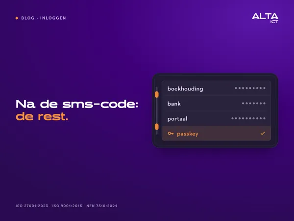 Wachtwoordmanager voor het MKB: waarom nu, en hoe passkeys erbij passen Hero bij de blog over een wachtwoordmanager voor het MKB: een kluiskaart met de accounts boekhouding, bank, portaal en passkey, de regel passkey uitgelicht.